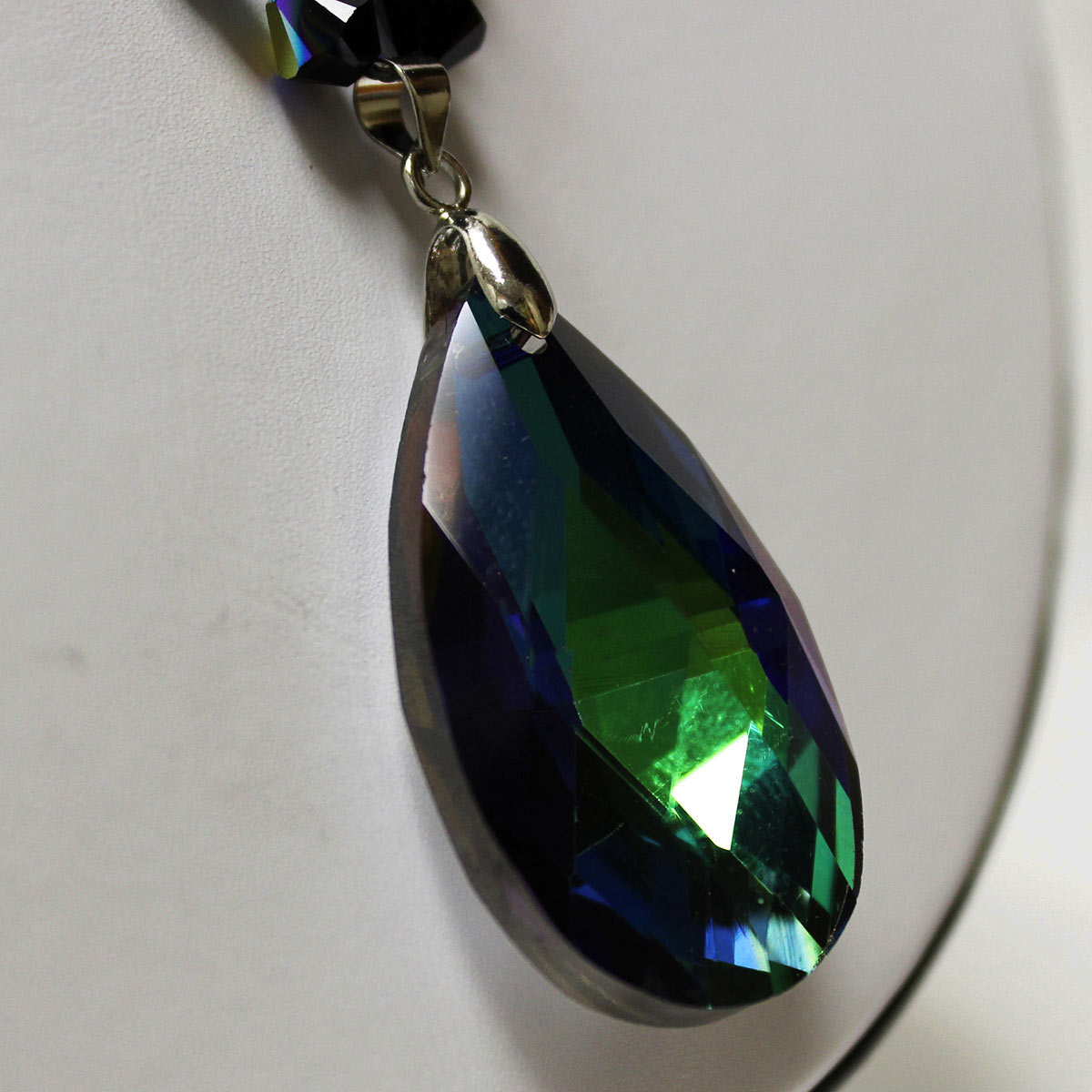 prism bead, emerald bead, iridescent bead, statement jewelry